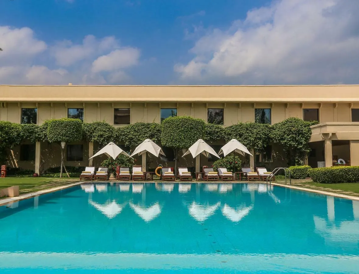 Hotel Trident Agra Agra  5*, Agra (Uttar Pradesh)
