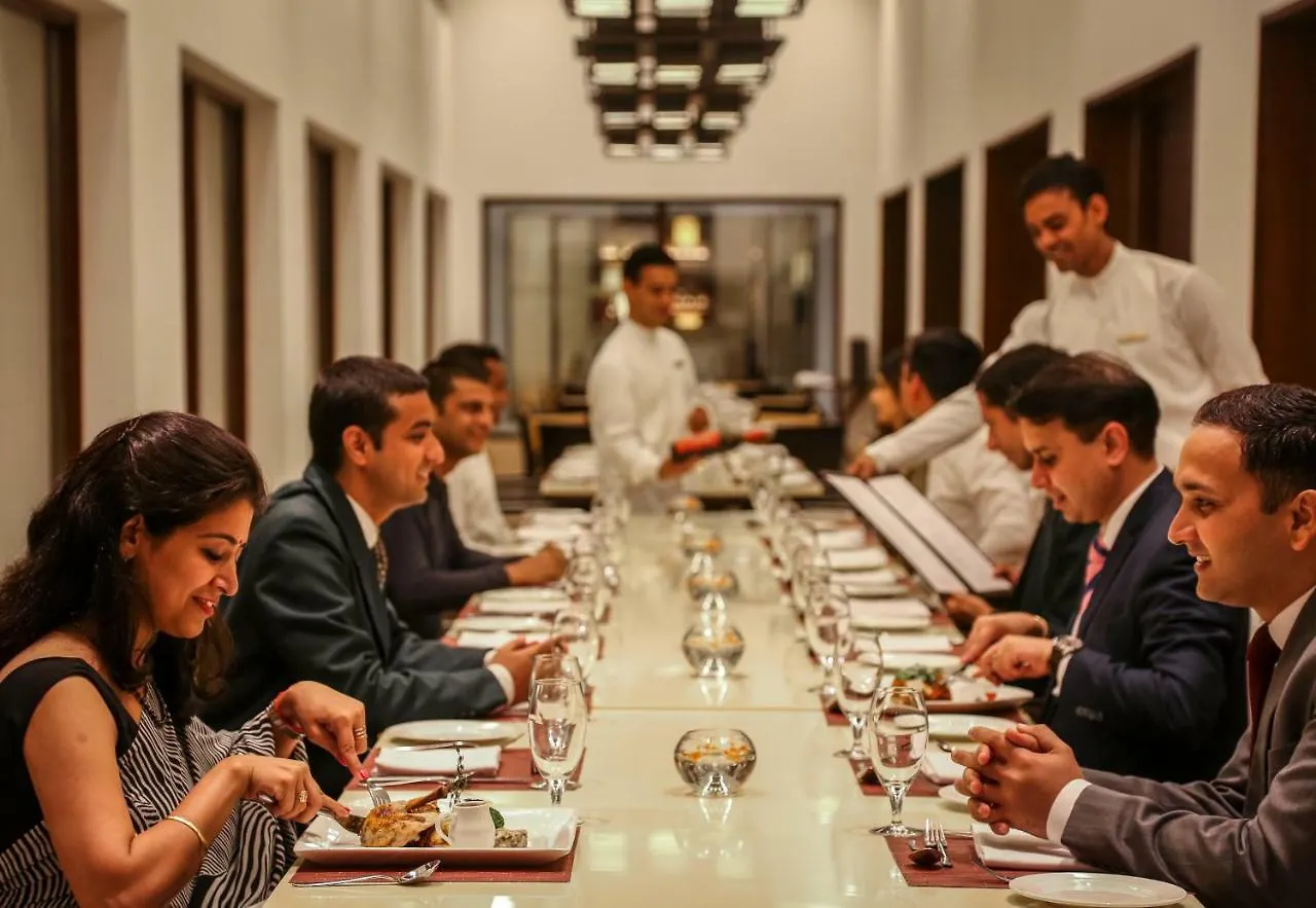 Hotel Trident Agra Agra  5*, Agra (Uttar Pradesh)
