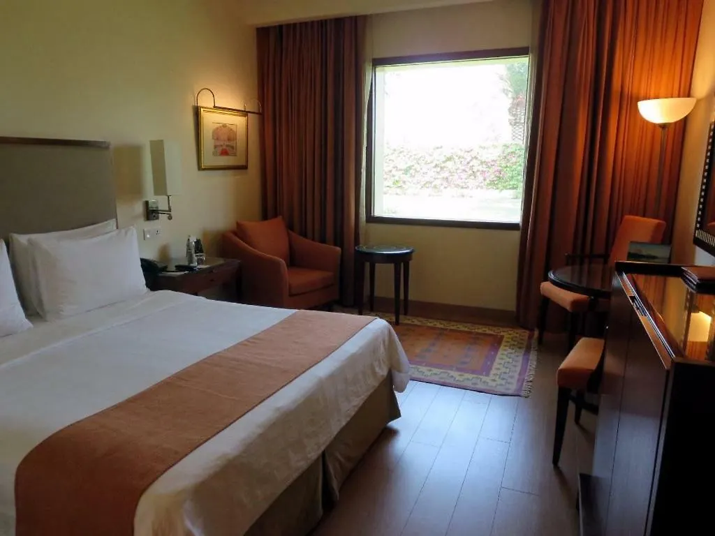 Hotel Trident Agra Agra